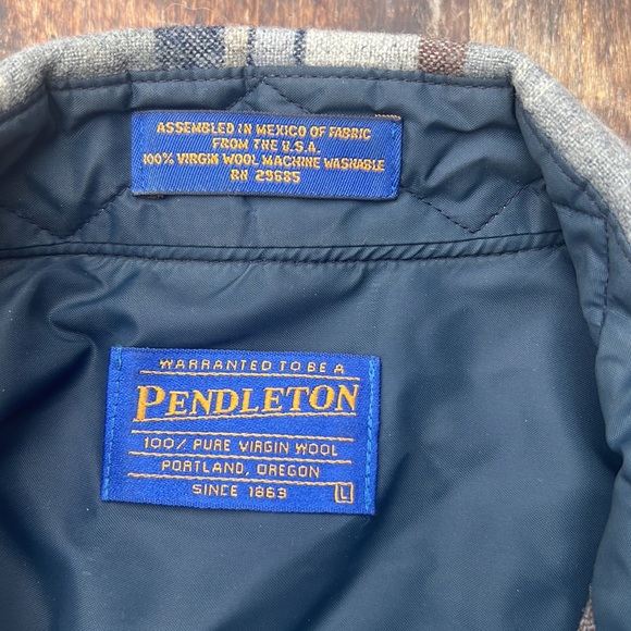 Pendleton 100% Virgin Wool oversized button up plaid men’s shirt size L unisex - Picture 12 of 15